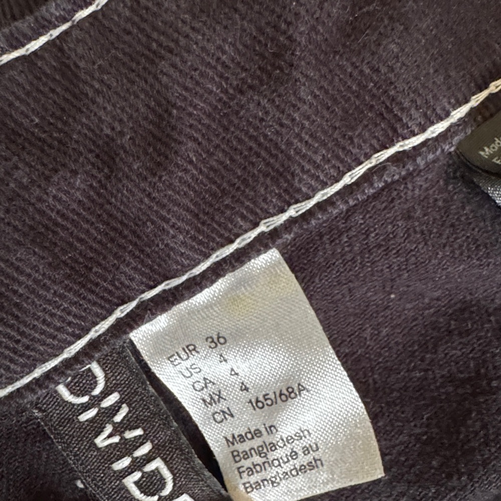 H&M Divided Black Pants with White Accents similar to the ones Urban Outfitters - Picture 8 of 13